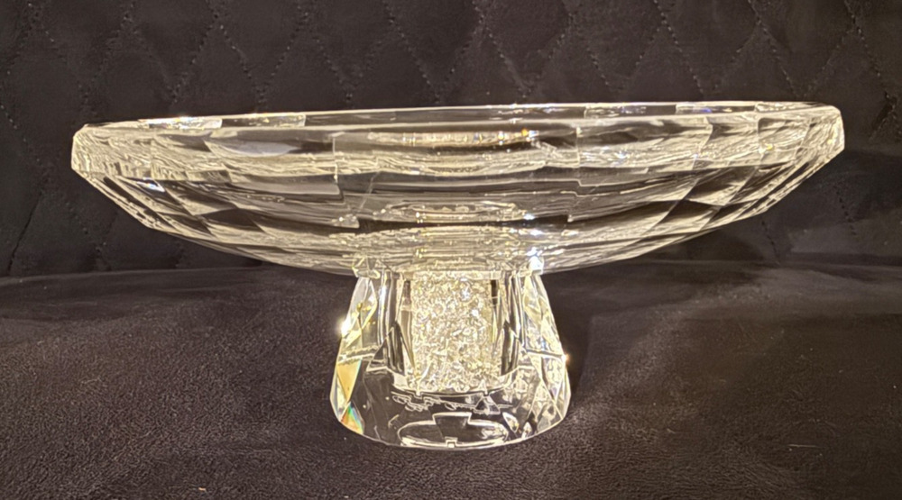 💎 Oleg Cassini Crystal “Diamond Filled” Pedestal Candy Dish – 6"